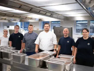 Školní kuchyně - Magic Hill - Škola, kde rosteme spolu.