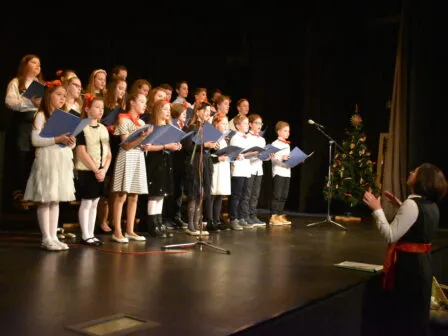 Vánoční koncerty - Magic Hill - Škola, kde rosteme spolu.