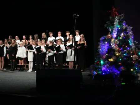 Vánoční koncerty - Magic Hill - Škola, kde rosteme spolu.