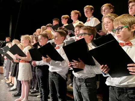 Vánoční koncerty - Magic Hill - Škola, kde rosteme spolu.