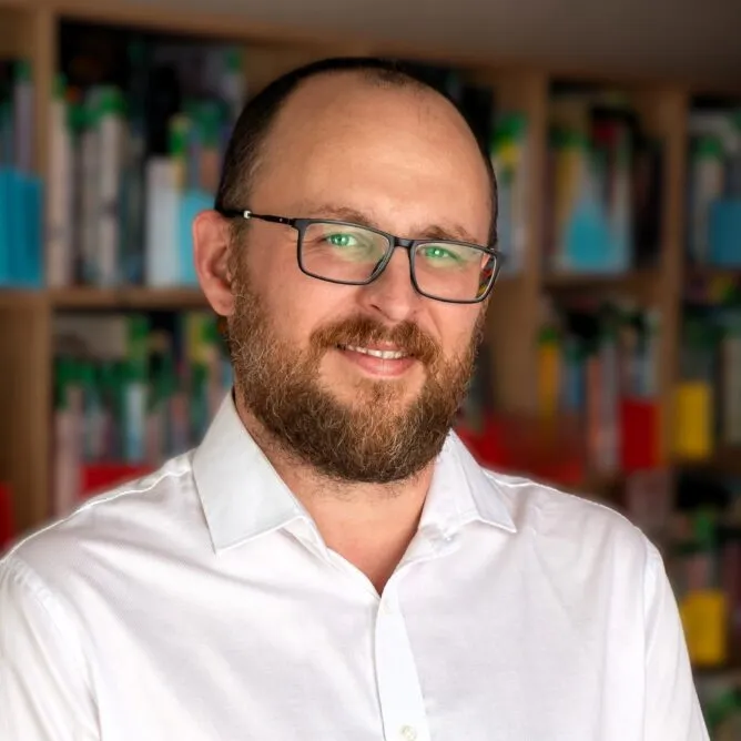 Náš tým - Magic Hill - Škola, kde rosteme spolu.