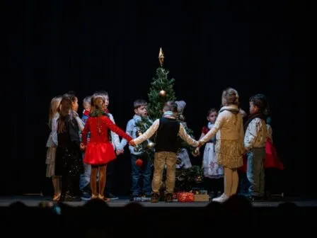 Vánoční koncerty - Magic Hill - Škola, kde rosteme spolu.