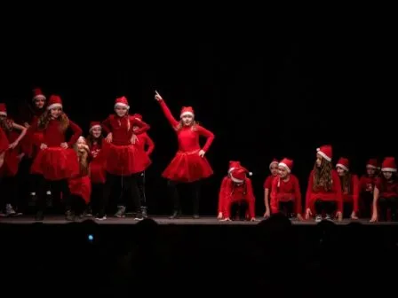 Vánoční koncerty - Magic Hill - Škola, kde rosteme spolu.