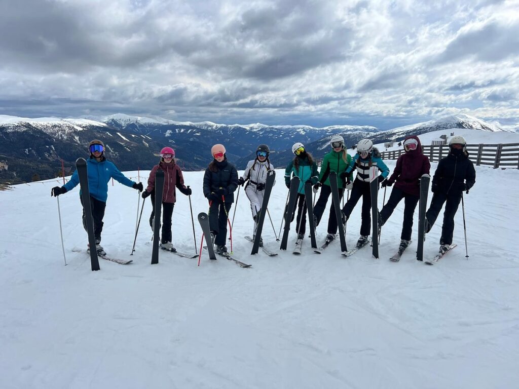 Lyžařský výcvik - Magic Hill - Škola, kde rosteme spolu.