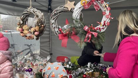 Adventní dobročinný jarmark